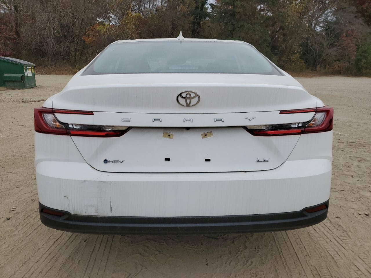 من رخصت صاحب الكروب عندي كامري للبيع موديل 25 هايبرد بيه صبغ ٣ قطع السعر دفترين  ظررها مثل ما موظح بالصور مكاني ديالى بعقوبه تلفون ***********
