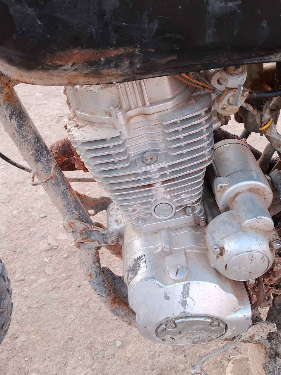 قفاز للبيع مكينهةنظيفه اتصال على هاذا الرقم ***********
