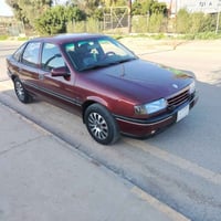 فيكترا • ١٩٩٢ • حجم ١٫٨