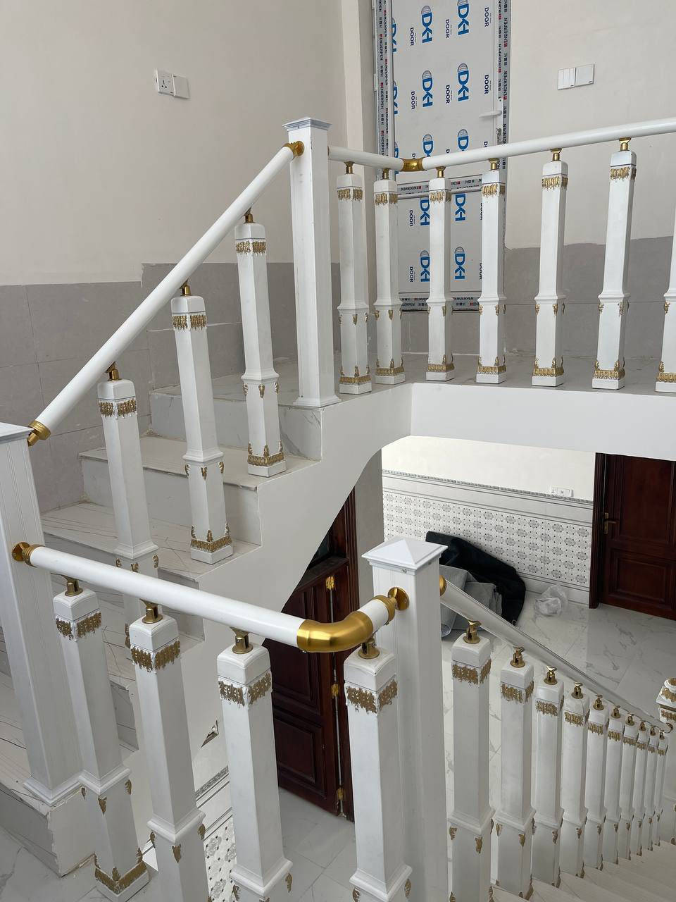 نهتم بأدق التفاصيل لنقدم تشطيب أنيق وجودة تدوم
رضا العميل هو هدفنا دائماً، والجمال يبدأ من الإتقان في التنفيذ 

تنفيذ بإشراف فريقنا 
 خبرة طويلة في صناعة الألمنيوم
 استخدام أفضل المواد والمواصفات القياسية
                    فريق متخصص يضمن لك تركيباً ، سريعاً و أمناً 
#نـعمل_لصالح_جميع_المحافظات
#نعمـل_بنظام_القسط_المريح

                                  (( العنوان )) 
الفرع الاول /   بابل قضاء الهاشميه  
الفرع الثاني/   النجف الأشرف حي ميسان 
للتواصل  📞
***********
 ***********
