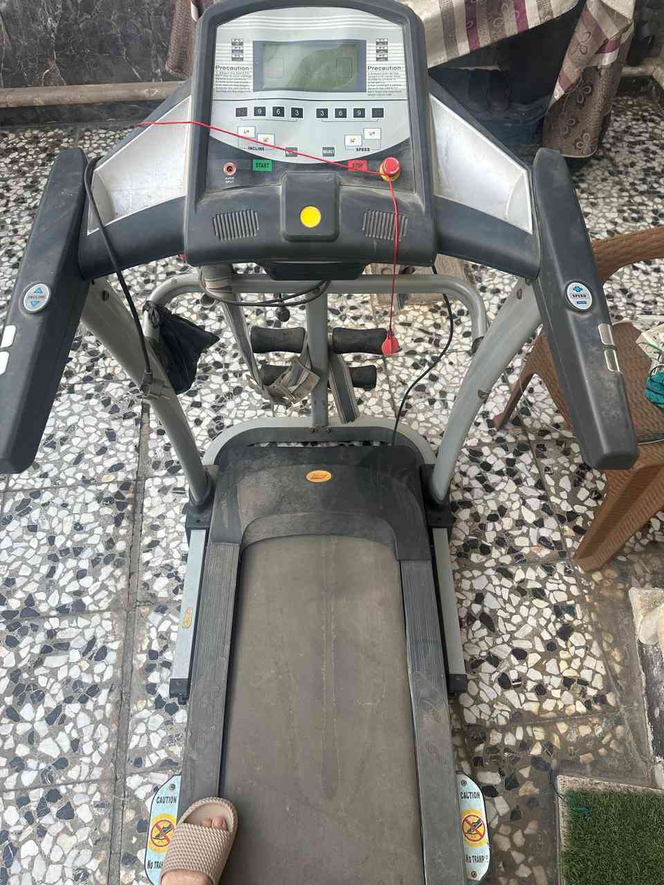 جهاز الجري مع الهز السعر 225 جديد وشغال عنواني بغداد ***********
