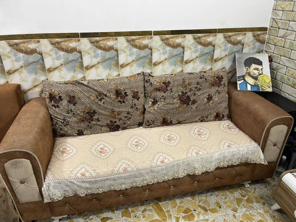 السلام عليكم
تخم منزلي نظيف للبيع سعره مناسب 
للاستفسار : ***********
مكاني بغداد /الشعلة
