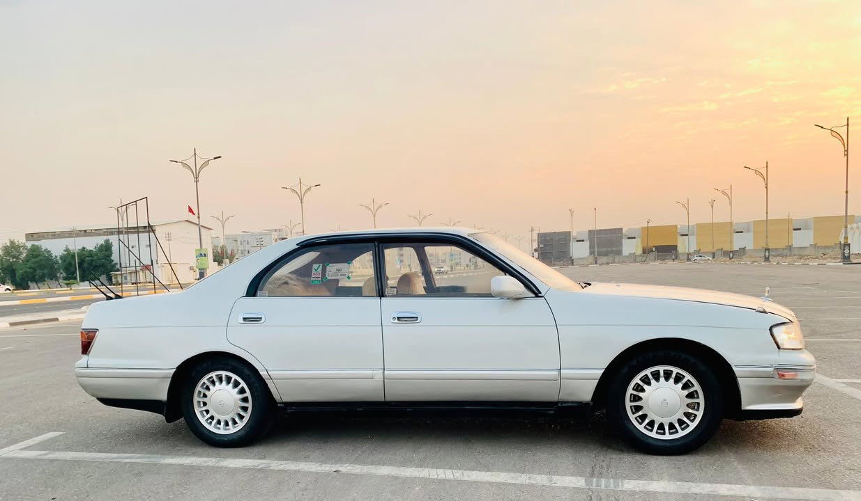 السلام عليكم احبتي 
للبيع بطه منفصل لون لؤلؤي موديل 1995 رقم انبار انكليزي (بأسمي) سنويه مجدده لل (2031) تريد تحويل مباشر وين ميعجبك  
گير ومكينه 2500 كفاله شرط النظافه السياره كفاله گص ونقل وعيب وضربه واصوليات جاهزه من دواخل تخم تاير كهربائيات ويل جديد حداديه  تغليف ارضيه ادامه جديده كلها شغاله وجاهزه مال جناي مكان السياره كربلاء السعر 54 وبيها مجال بسيط للشراي 
للاتصال....***********
