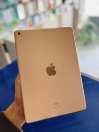 آيباد ٧ • ذاكره ٣٢ • بطاريه ٨٤