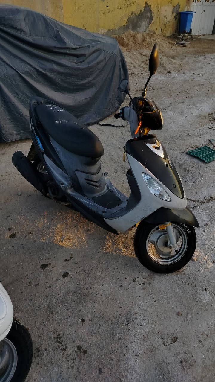 السلام عليكم اخواني الاعزاء
البيع دراجات ماكس منغولي وكريستال الدراجه  الدراجات خير من الله مابيه اي نقص كهربائياته كله شغله وفول مال جنيان واسعار مناسبه ابيع مستعجل 
مكاني بابل الحله الاستفسارات رقم الهاتف ***********
