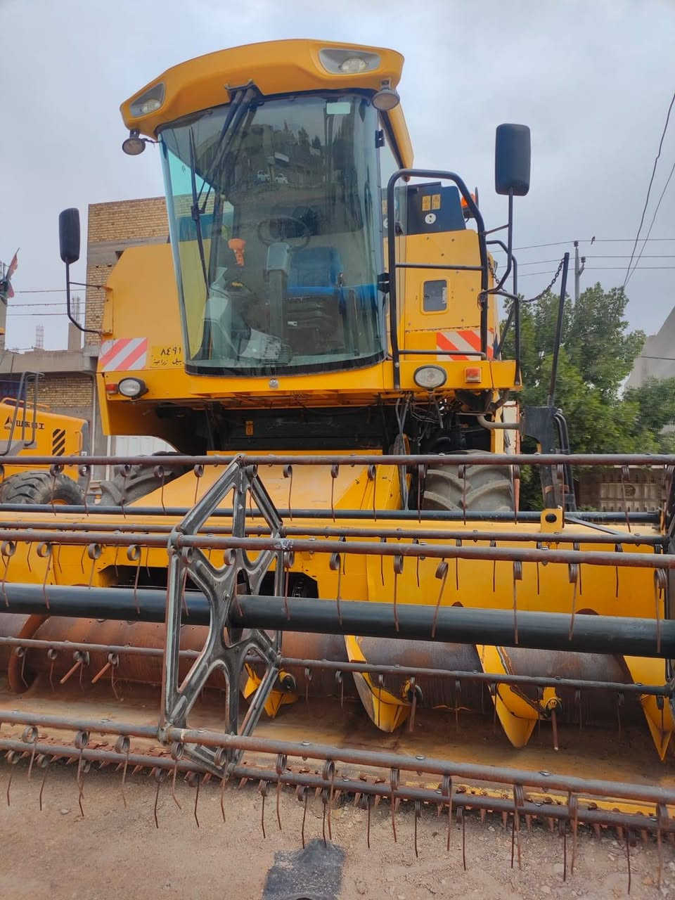 حاصوده لبيع موديل 2014 هايدرو خمسه بلم مشتغله 4000 ساعه مكينه وضع شركه ***********
