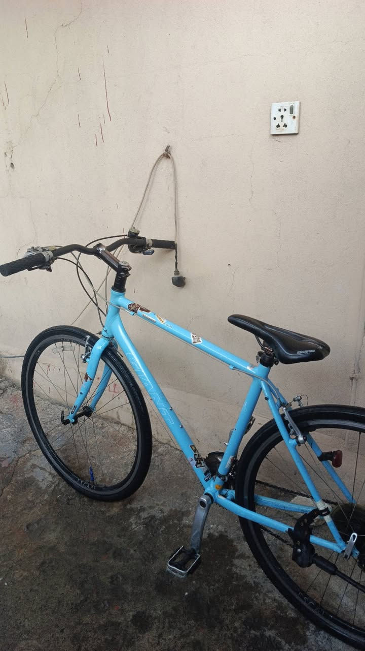 بايسكل gaint escape v3 للبيع
مكينـه 9*3

تايرات Drc

ستيرن 90 

بايسكل كله مختم gaint  

الموقع موصل-حي البكر

رقم تلفون ***********

السعر 170 وبي مجال
