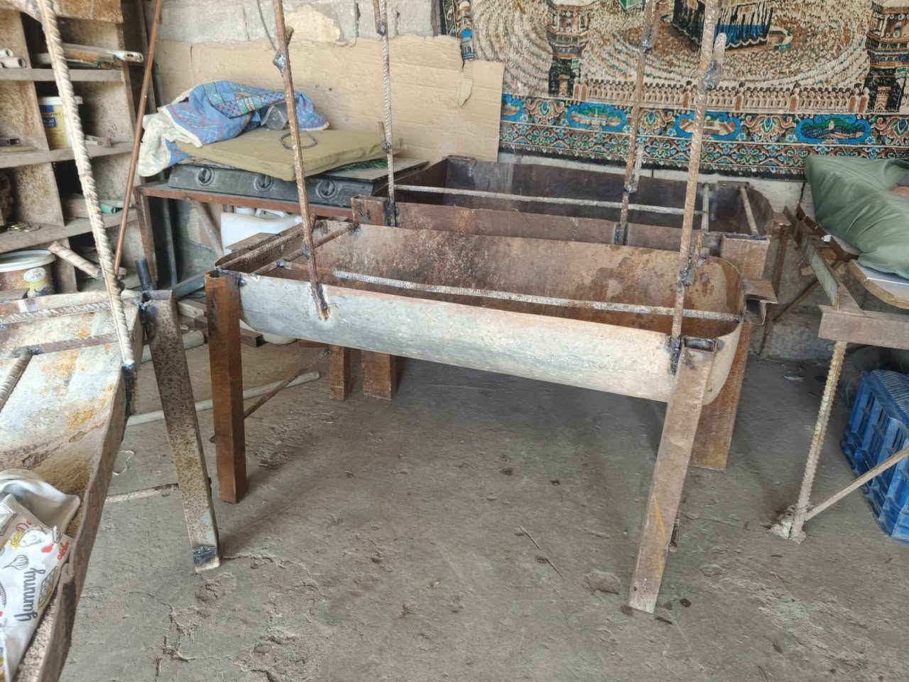 منقله للبيع تراهم مال سمج مال دجاج كاملة 

***********
قاسم الحداد 
العنوان بلد قرب جملون حي فارس
