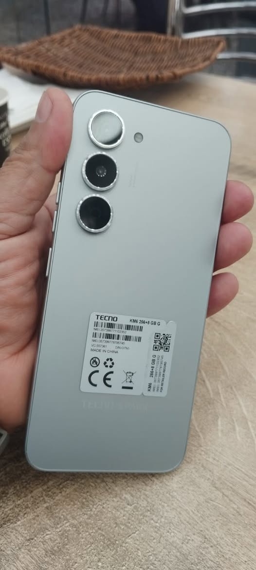 السلام عليكم جهاز تكنو سبارك 40 برو ذاكره 256 نظافه ميه بالميه غير خاضع للصيانه وخالي من العطل بدون ملحقات للبيع او مراوس بغداد شارع فلسطين


**إذا كنت صاحب هذا الإعلان وتريد حذفه لأي سبب، رجاءا أرسل رسالة إلى الدعم الفني**