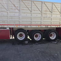 عربانه للبيع شراي يتصل 07710568028