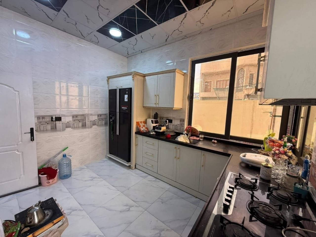 دار للبيع 100 مربع طابق واحد بناء حديث يحتوي على غرفتين نوم طابو ملك صرف في منطقة القادسية الثانيه قرب الاستخبارات خلف التجاري 
***********
