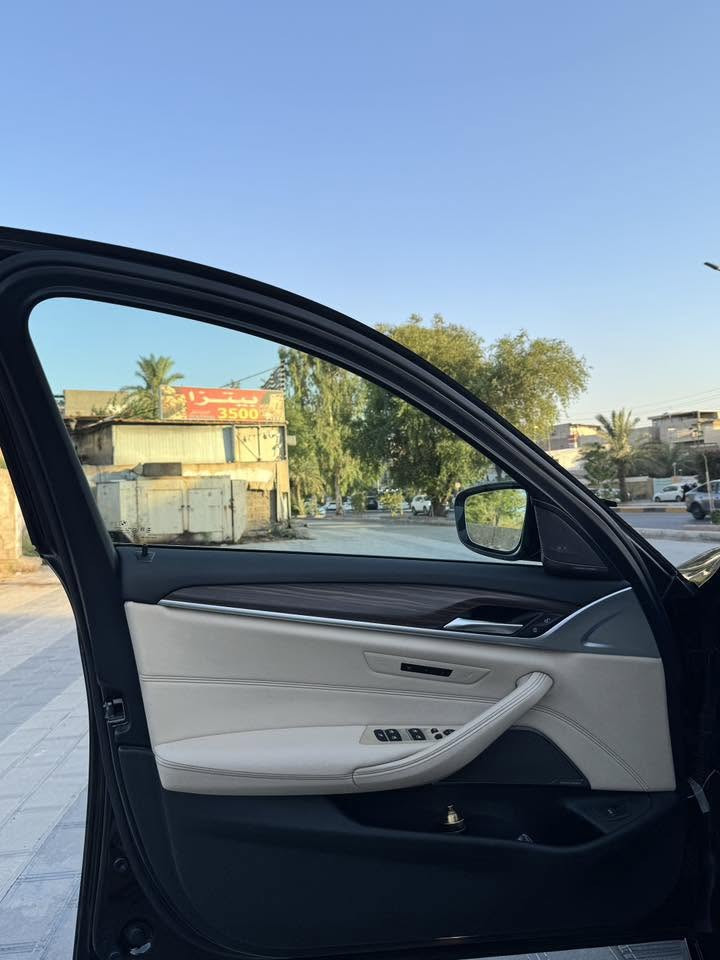 BMW 5 Series  M PACKAGE
للبيع او المراوس 

2023

ماشيه 53 الف كيلو جديده السياره كامله 

صدر حداديه كلها جديده 

فول مواصفات

شاشه كبيره 

حساسات اماميه خلفيه

كاربلاي

اضائه متحركه مع حركه العجلات

اناره داخليه متغيره الالوان

ويل حجم 19 مختم M

دفع خلفي

ثلاث انظمه قياده

سماعات هارمن كاردن

تشغيل عن بعد

صندوق كهربائي

مساعده الحفاظ على المسار

السياره وارد امريكي بيها جاملغ امامي صبغ + شبرين صبغ فقط

مكان السياره بغداد 

السعر (33800）الف دولار وقابل للتفاوض 

 ***********
