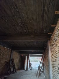 🌿 عمارة للبيع  ▪️ المساحة: 150 م  ▪️ الواجهة: 6 م  ▪️ النزال: 25 م  ▪️...