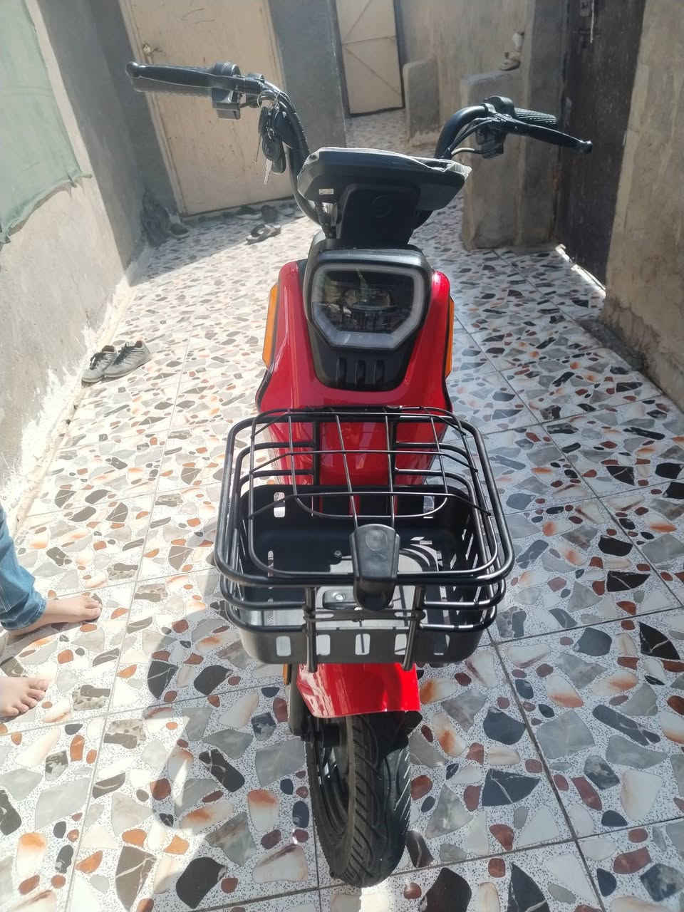 سلام عليكم دراجه شحن للبيع مستخدمه صارلها 15يوم نقصها متستقبل شحن الان متروكه دراجه جديده أمانة الله ول شراي يتصل وبي خير ويدلل ***********
