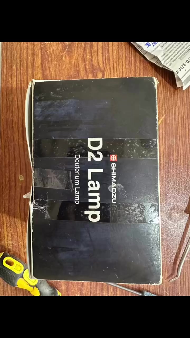 يتوفر للبيع بسعر مناسب _مصباح ديوتيريوم (D2 lamp) جديد من ماركة شيمادزو (SHIMADZU) اليابانية لتوليد الاشعة فوق البنفسجية في اجهزة التحليل المختبري و الكيميائي. 
للتواصل مراسلة الصفحة او حساب الواتساب  HTTPS://wa.me/9647502875288
#مصابيح_طبية #شيمادزو


**إذا كنت صاحب هذا الإعلان وتريد حذفه لأي سبب، رجاءا أرسل رسالة إلى الدعم الفني**