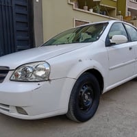 وابترا ٢٠٠٤ سياره حلوه جاهزه ما بيه نقص تبريد شغال سياره بيه جاملغ مام...