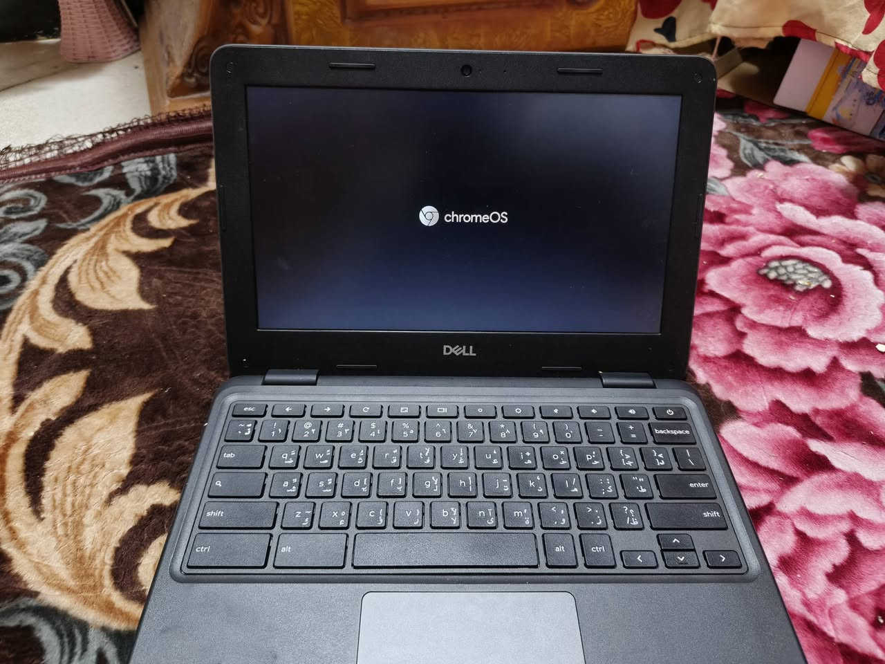 لابتوب يفيد طلبه او تصفح عله نت شحنه راقي سعره متسب 60وبي مجال يرهم لمكتب او اطفال مكان الرميثه 
***********
