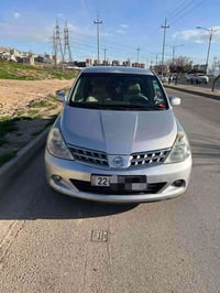 نيسان تيدا • ٢٠١٠ • أوتوماتيك