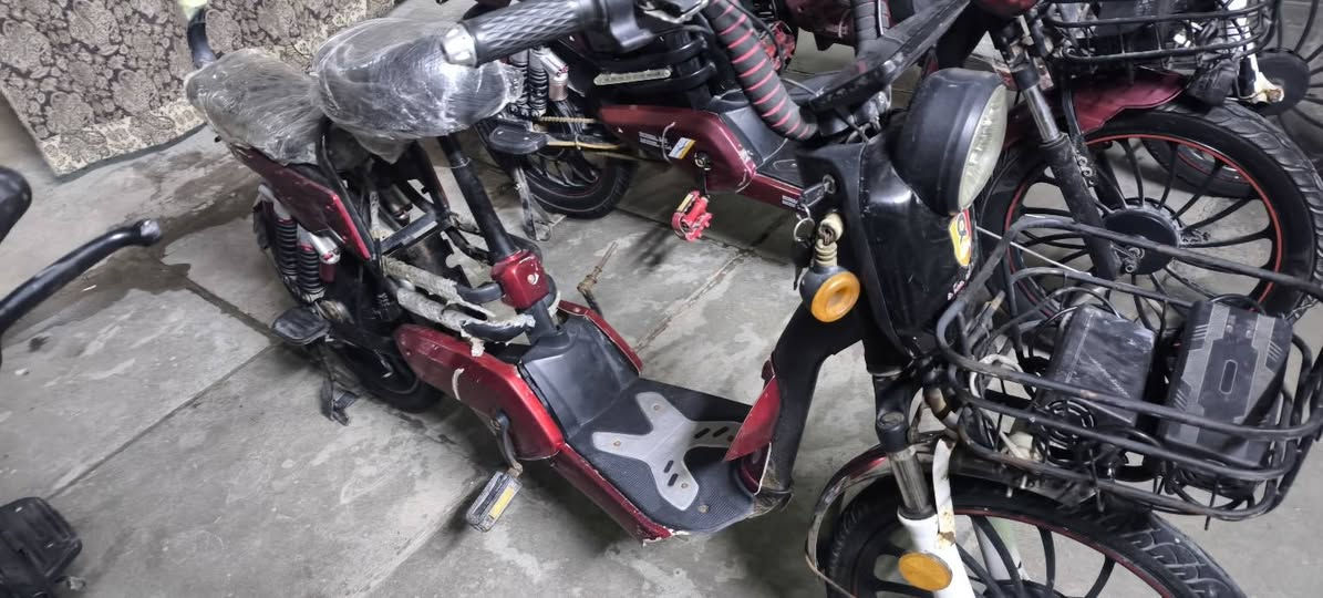 السلام عليكم ورحمة الله وبركاتة دراجة شحن للبيع موديل 23و24و25 مكان ديالى بعقوبة السعرموجود بل فيديو اسعار مناسبة جداً ما اريد مراوس بس بيع موجود اي استفسار علة هذا الرقم ***********
