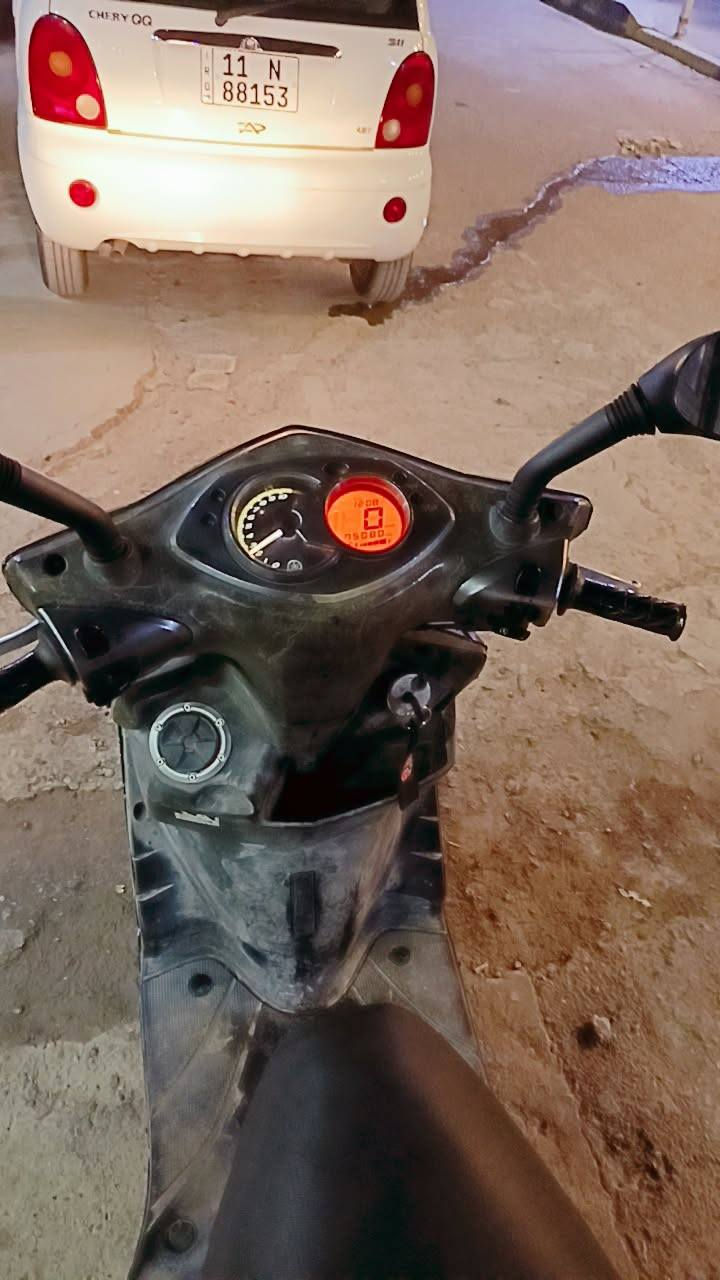 سلام عليكم سكنس فحل كابريتر علة ايدي كلها ختم واحد بلادية مابيهة اي نقص كهربائيات كلها شغالة وبلاديات السعر.(800).وبيها مجال بصيط جدا مكاني بغداد.***********.
