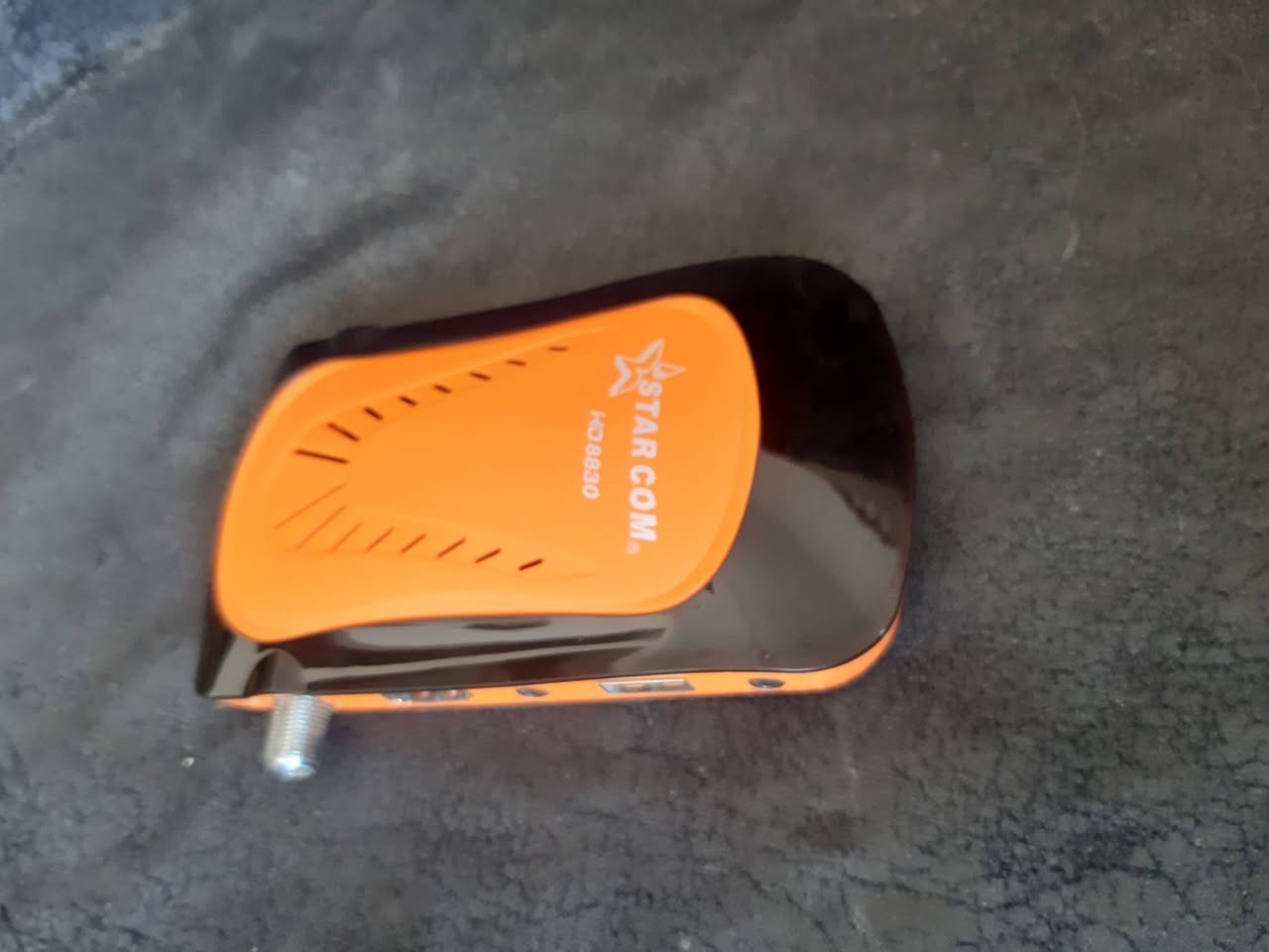 السلام عليكم 
ستلايتين للبيع 
ستلايت ستار كوم وستلايت بدر سكاي 
قطعتين سعر 5
تي في بوكس للبيع
بدون ملحقات 
سعر 5
سبلتر يربط ستلايت على شاشتين 
جديد بالكرتونه 
سعر 10 
مكان بغداد الشعله 
يوجد توصيل لجميع المحافظات


**إذا كنت صاحب هذا الإعلان وتريد حذفه لأي سبب، رجاءا أرسل رسالة إلى الدعم الفني**