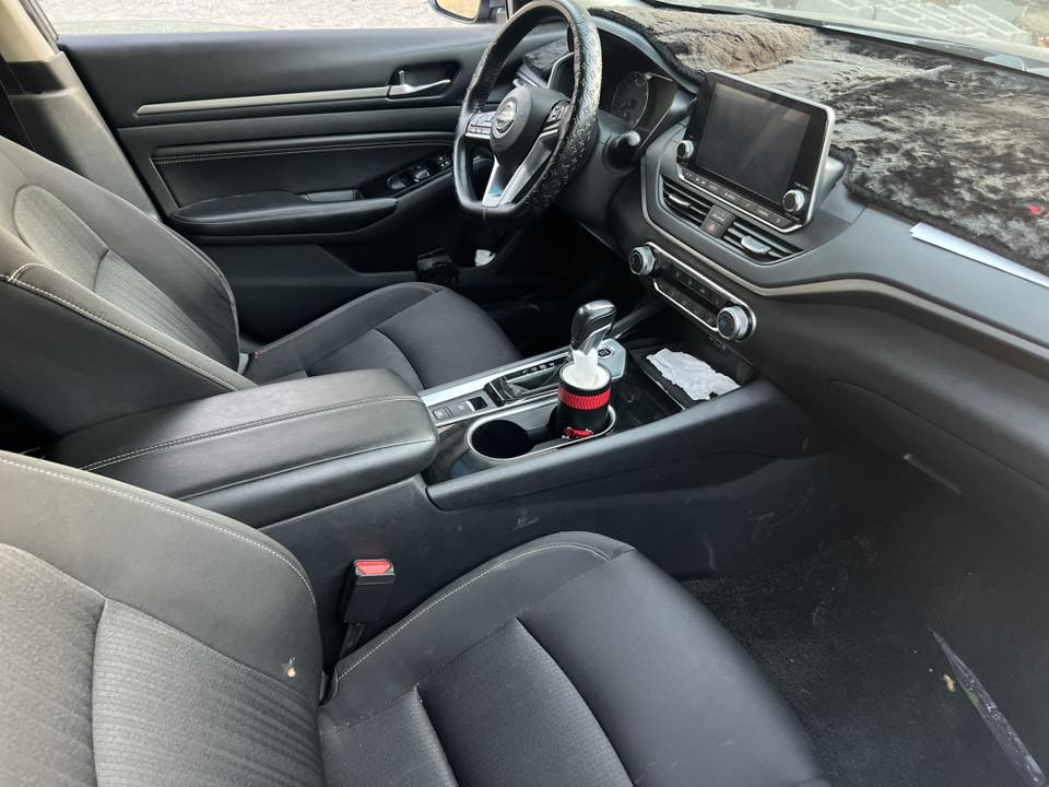 نيسان التماsv
موديل 2022
مواصفات فول sv
كامرا دواره
رادار360 
تحديد سرعه
نقطه عمياء
حساس اطارات عند التزود بالهواء
فتحه
تحديد سرعه
تحديد مسار
قياده ذاتيه
كشن كهرباء 
كشنات هيتر
توقف ذاتي
حساسات خلقيه
بصمه
بصمه ابواب 
بصمه صندوق
Awd
رقم اربيل بسمي سنويه جديده هزه فحص كله جديد شرط التحويل ثاني يوم . 
كير محرك تبريد كله شرط ومملعوب بي ماشيه 48 الف m
بنيد وجاملغ مصلح نفسه وبيهه دواخل قليل .
سعره  153 بيهه مجال. ***********
