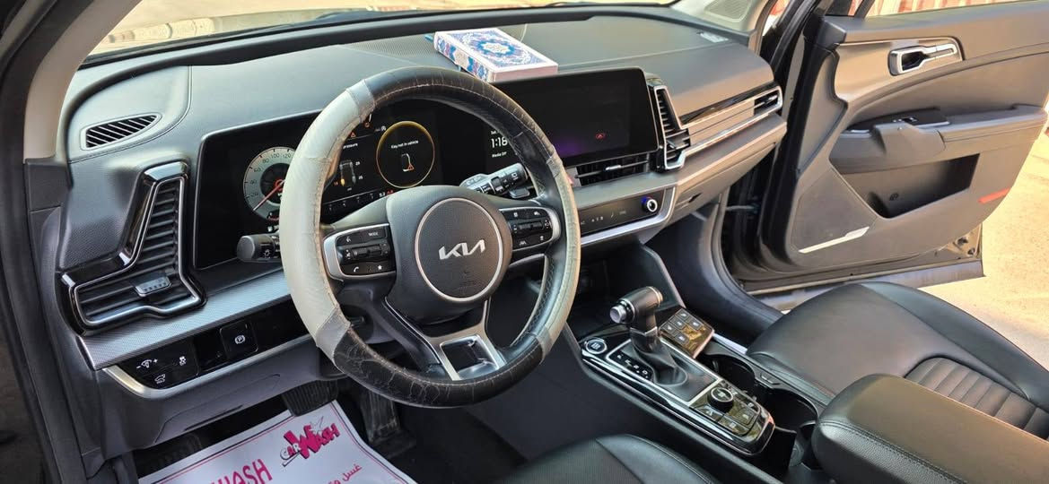 تحياتي كيه سبورتج مديل ٢٣برستيج أعلى مواصفات رقم بغداد وأرد أمريكا السعر ٢١٠$ رقم التواصل ***********
