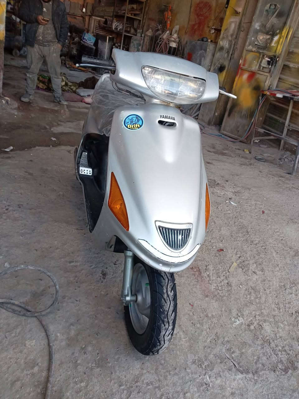 دراجه مكينه الجديده طائرات جدد البكال بالشماعيه سعر 850 وبيها مجال ببغداد***********
