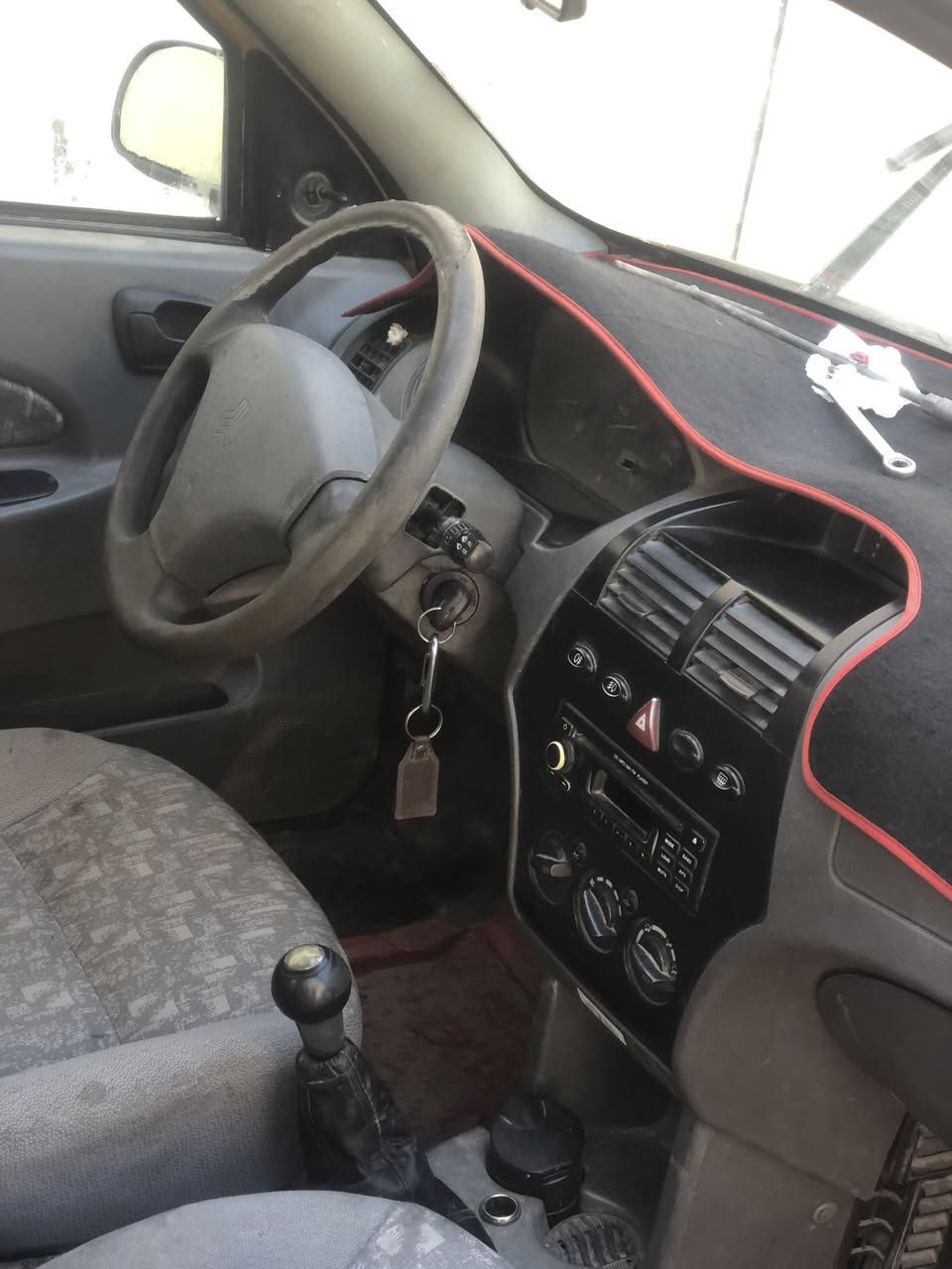 السلام عليكم طيبه موديل 2015 السياره نظيفه كير ومحرك مكفولات تبريد ثلج السعر ٤٥ ورقه وبيها مجال للشراي للاستفسار الاتصال على الرقم ***********
