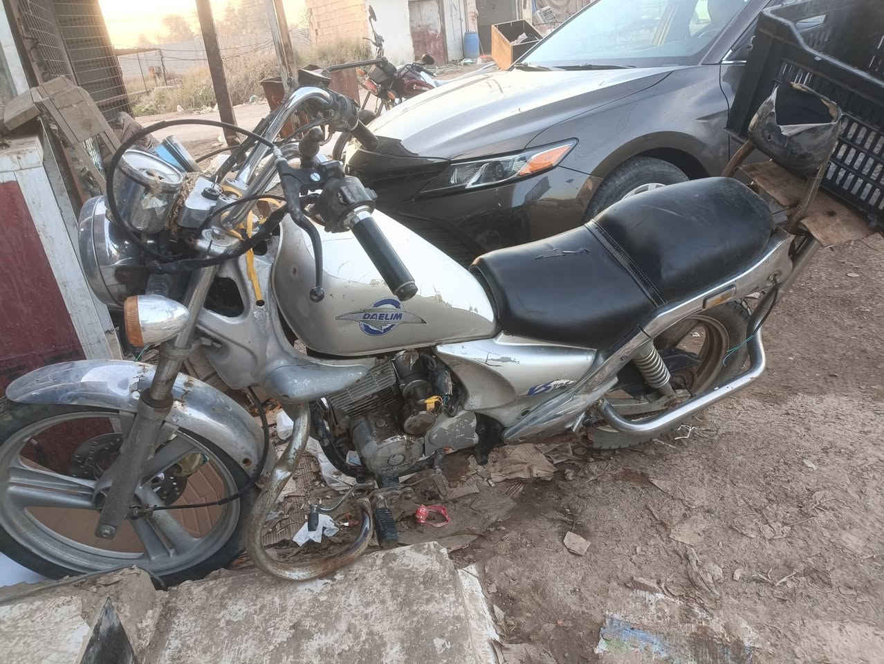 دايلم اللبيع مكلف بل نشر نضيف وللستفسار تصل على رقم‏المكان المين الحردانيه 
‏‪0782 143 1315‬‏
