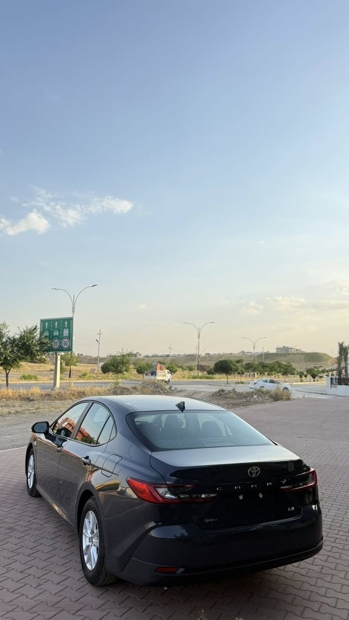 السلام عليكم
عرض 2025 TOYOTA CAMRY LE 
سياره 1 قطعه  🤍
سياره بصمة شغال 
سيارة بدون ارباگ 
Eco_normal_Sport
محرك 4 سلندر 
عداد المسافة 2000 mi مايل 📏 
سياره بدون رقم ترقم شمال دهوك اربيل سليمانيه 

الــسعر  خاص    🔥
مكان سياره عقرة 

 واتس موجود  *********** 📞
***********
