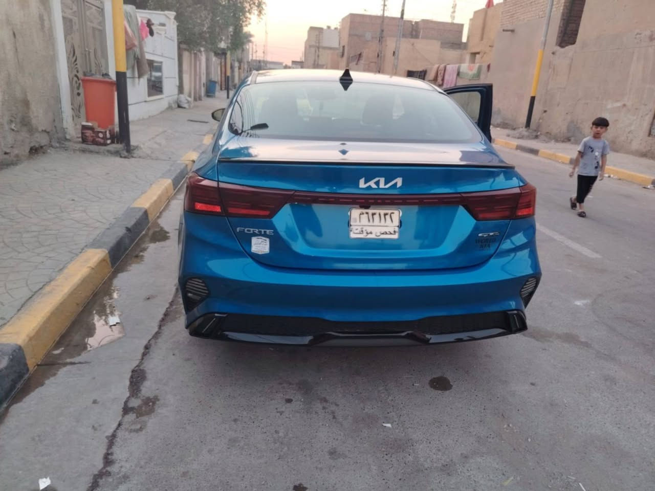 .السلام عليكم
فورتي موديل 24
سياره محرك 2000
دوش
صور الحادث موجود بل منشور 
كير محرك تبريد مكينه كفاله عامه بلادي 
رقم بغداد تحويل ثاني يوم 
العنوان بغداد حي النصر نتصل تدلل على رقم مكلف بل نشر تدلل 
***********
