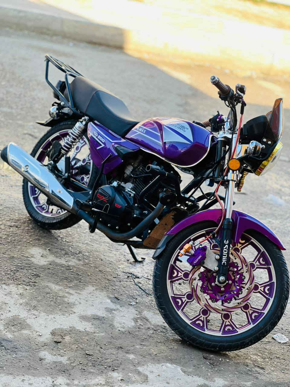 السلام عليكم دراجه سونك محرك 200s للبيع دراجه كير عكسي نمره ليجوه والباقي ليفوك دراجه موديل 25دراجه نضيفه كلشي شغال اوراق سكنر سويج سجينه السعر 
800اوبيها مجال الشراي يتصل ***********
عنوان بابل الحمزه الغربي
