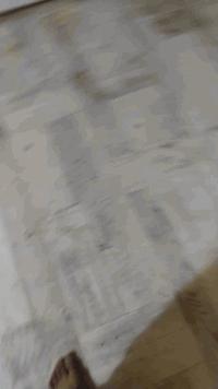 مكاين • للبيع