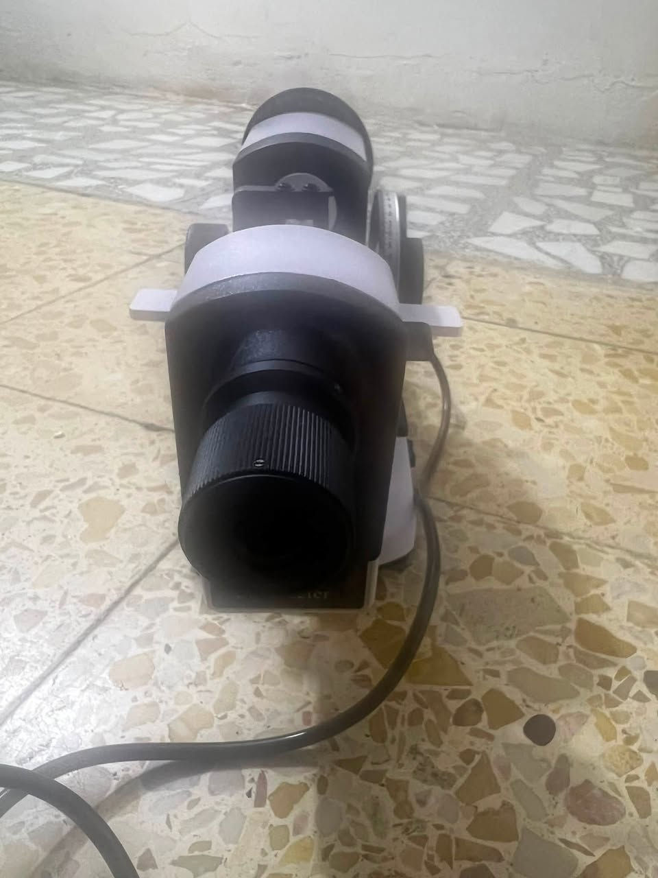 السلام وعليكم
جهاز قياس عدسات يدوي
السعر ٩٠
مكاني بغداد 
واتساب 
***********
