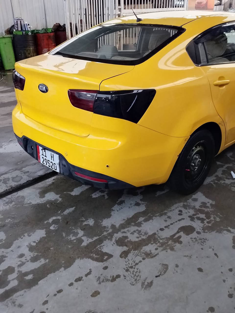 يا الله كيه ريو موديل 2015 خليج 1600 مكينه وكير وصدر وتخم تاير كهربيات تبريد تدفه شغال بنيد مبدل بدون دواخل فقط رقم بغداد دولي تحويل ثاني يوم هيه وهزه وسنويه لل30 مكاني بغداد سعر 75 بيه مجال ***********
