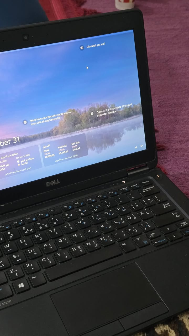 حاسبة للبيع 
_ معالج core i5 
_ ذاكرة ssd 128
السعر مناسب جدا للي يريد الجهاز خاص او يتصل على هذا الرقم 
***********
