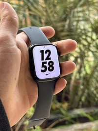 ابل واتش سيريس 9 اكبر حجم 45   بطارية ( 100)   ذاكرة 64 الساعة نضيفة و...