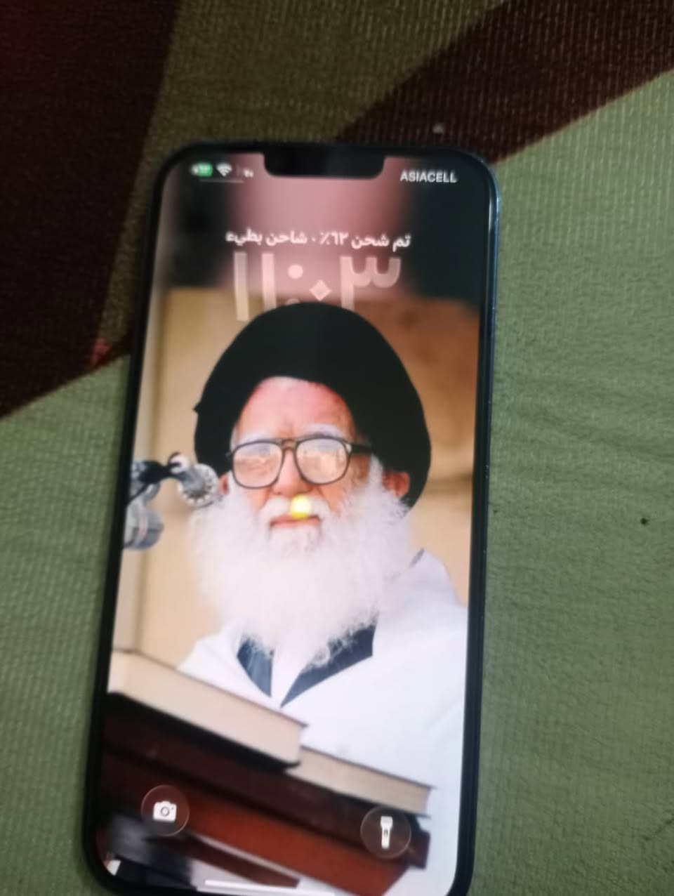 ام عليكم ايفون 13برو ماكس ذاكره 256بطاريه 93 معلايه جهاز مامبدل بي ايشي فقط الضهر بي فطر كارتونه مالته وياه السعر ٦٠٠بي مجال بسيط مكاني العبيدي حي الرئاسه ***********
