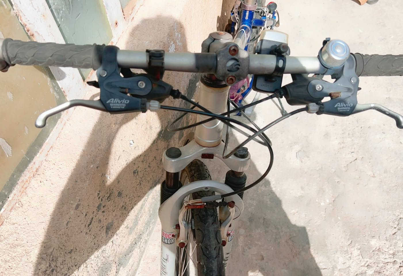 السلام عليكم
بايسكل جاينت
ماركه غنيه عن التعريف
رمبه غير مستعمل بالعراق فول نظافه
***********
