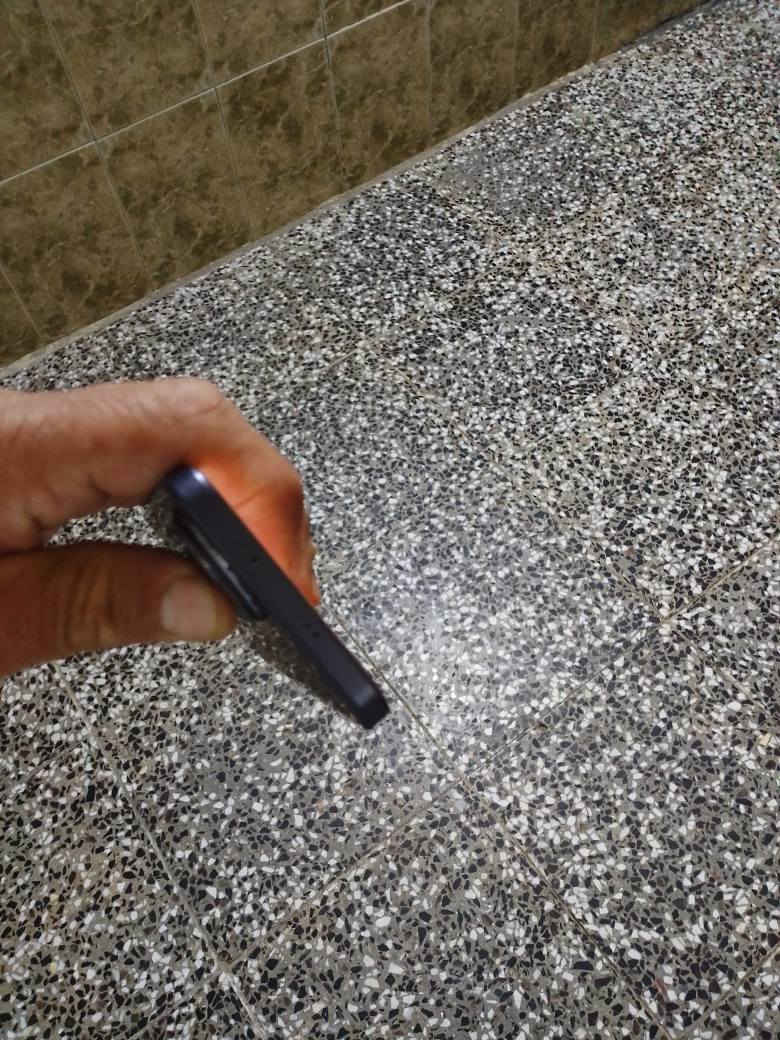 هونر ٤٠٠ نظافة ١٠٠ بدون اغراض ذاكرة ٥١٢ كيكا عشوائية ١٢ كيكا مكاني بغداد مدينة الصدر *********** السعر ٤٠٠الف خاص فقط بغداد, العراق
