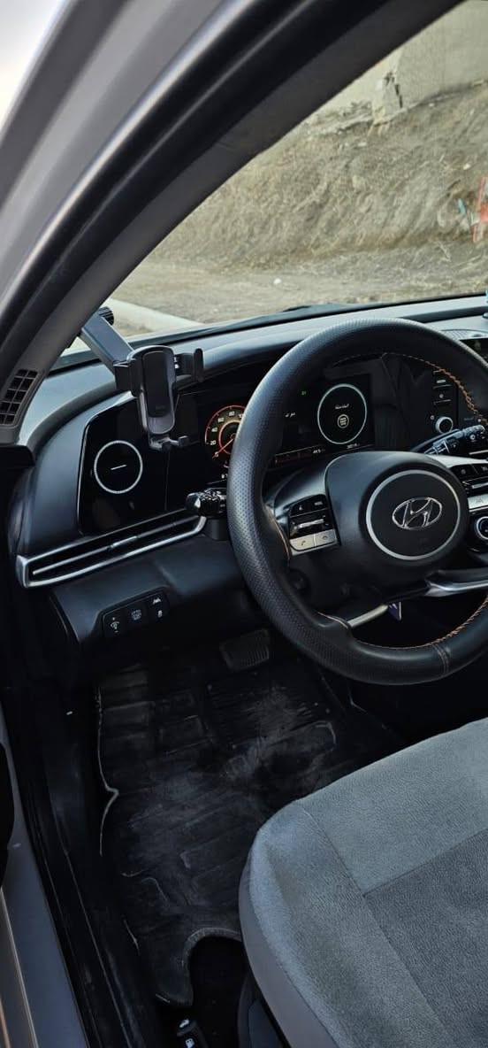 للبيع النترا هايبرد
موديل 22. فوول مواصفات 
رقم بغداد شررط التحويل
مكينة وكير شررط الكفالة
قطعيتين صبغ وقبق الجنطة كلير مال الوارد
نظيفة السيارة وجاهزة مابيها نقص
ماشية 38 
السعر اب148 بيها مجال شي بسيط
مكاني بغداد العامرية 
اللاستفسار ***********
