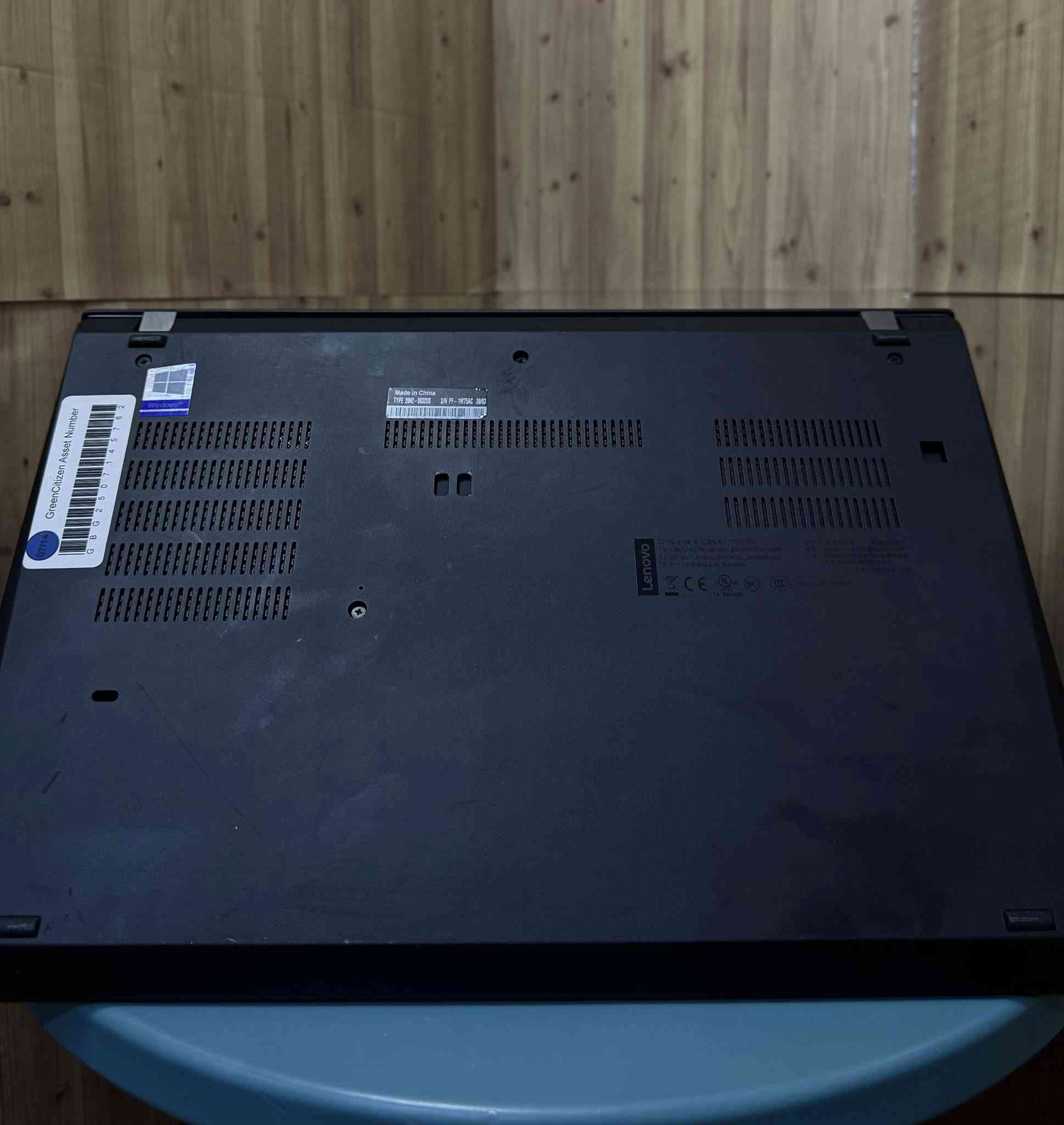 ‏Lenevo thinkpad
‏T490
المعالج core i5 جيل الثامن
الرام:8GB
التخزين:SSD256
الملحقات:شاحنة وجنطة
النظام: windows11
المميزات:لمس
السعر280الف


**إذا كنت صاحب هذا الإعلان وتريد حذفه لأي سبب، رجاءا أرسل رسالة إلى الدعم الفني**