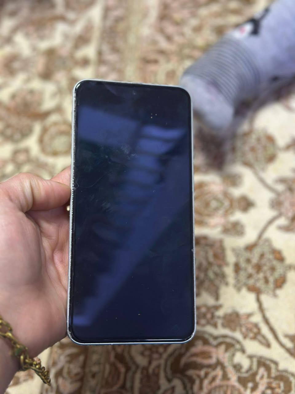 Samsung A56 مستخدم نظيف جداً 📱
الذاكرة: [ 256عشوائيه 12] جيجا.
​الضمان: [موجود/]
​الملاحظات: الجهاز غير مفتوح سابقاً، فحص وين ما تحب.
​السعر: قفل [475].
​للتواصل: [رقم***********].
