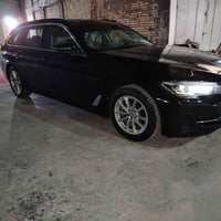 من رخصه الادمن 520i 2023 خليجي رقم اربيل بيه قطعتين بدون دواخل جاملغ ا...