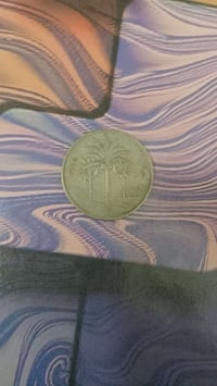 ١٠٠ فلس • ١٩٧٥ • نقش باللمس