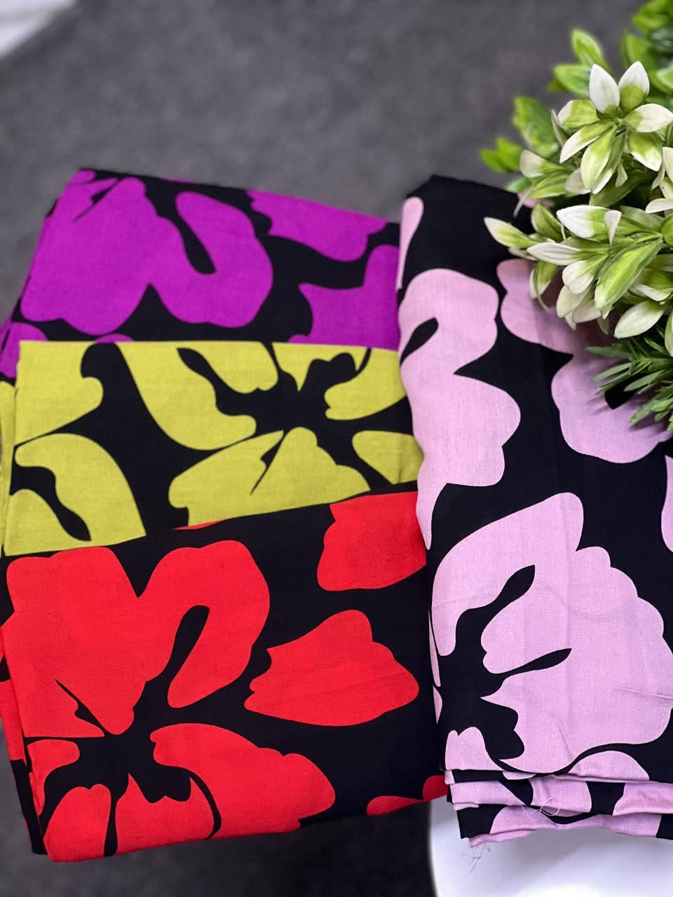 كشمير إيطالي درجة أولى
📦 عرض خاص السعر بـ 5 فقط
📏 القياس: مترين ونص – قطعة كاملة
🚚 توصيل: فقط بـ 5 آلاف لكافة محافظات العراق
📞 للتواصل: ***********
📱 واتساب أو راسل خاص 📩
يوجد المزيد من الموديلات راسل الصفحه 
#قماش #اقمشه #ازياء #الشورجه #اكسبلور
