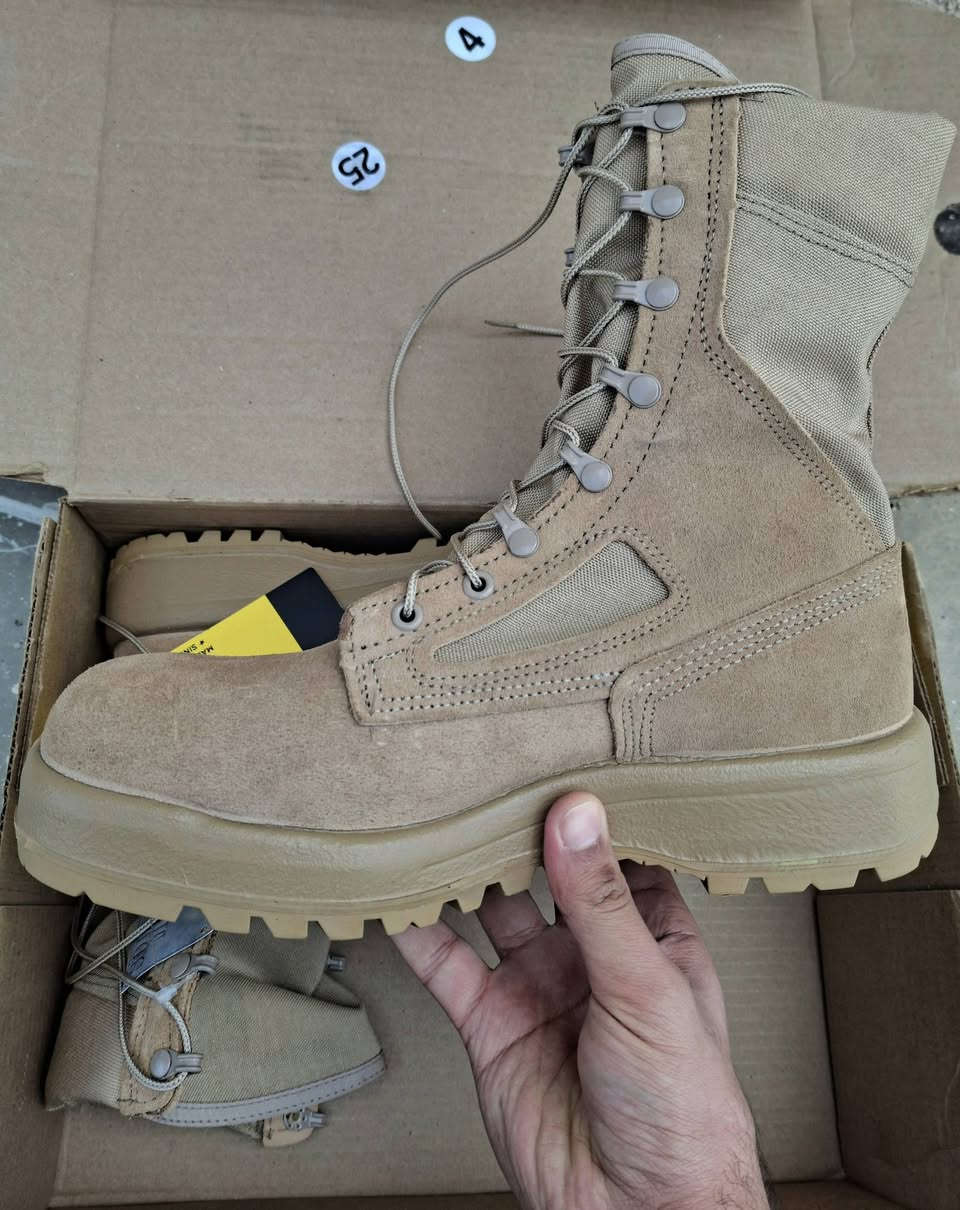 بسطال ابلفل امريكي اصلي حجمR-10 يلبس 43 أو 43ونص
رجل وسط أو رفيعه


**إذا كنت صاحب هذا الإعلان وتريد حذفه لأي سبب، رجاءا أرسل رسالة إلى الدعم الفني**