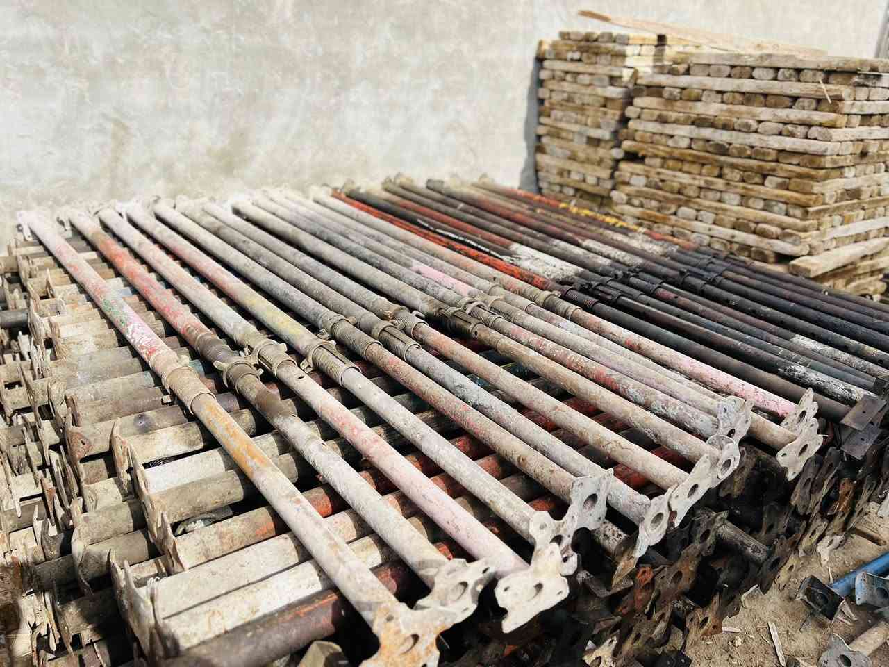 السلام عليكم جكات للبيع حاضن + عجمان العنوان حله للاستفسار الاتصال على الرقم ***********
