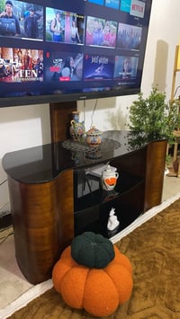 ميز تلفزيون صاج  اخو الجديد ولا خدش ارتفاع 55 عرض 120 صاج + جام اسود  ...